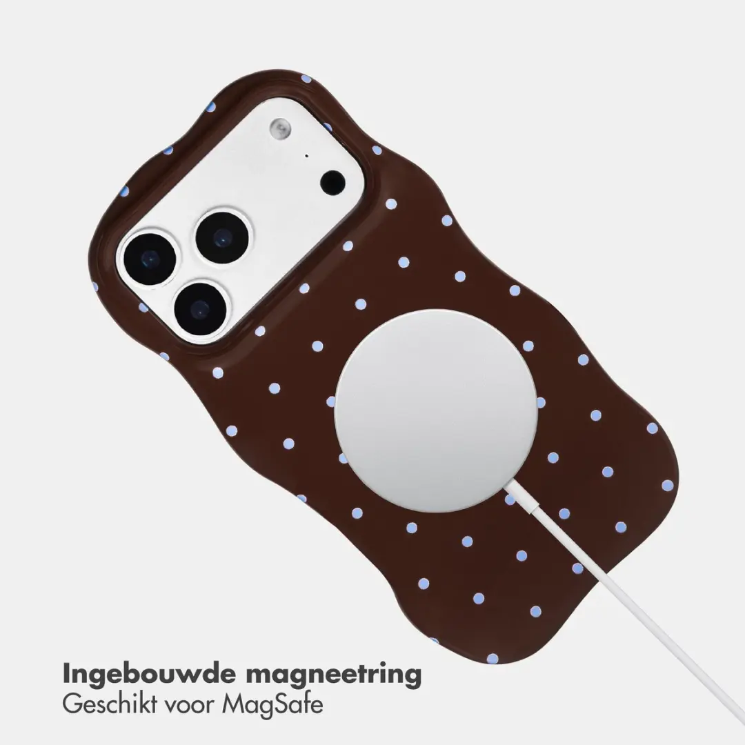Selencia Hoesje iPhone 17 Pro Max Wavy Backcover - MagSafe - Bruin