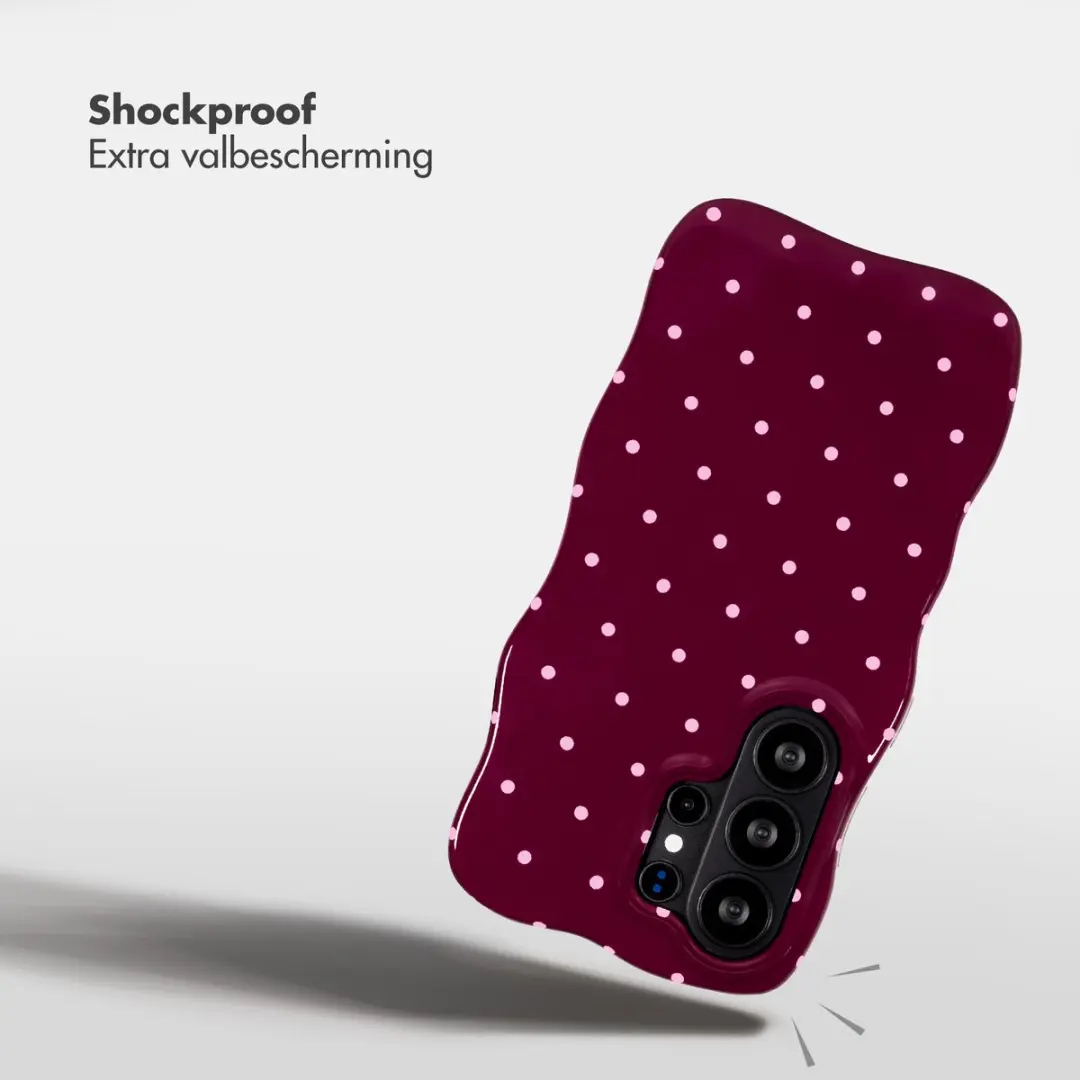 Selencia Hoesje Samsung Galaxy S26 Ultra - Wavy Backcover Magneet - Donkerrood - afbeelding 6 van 6