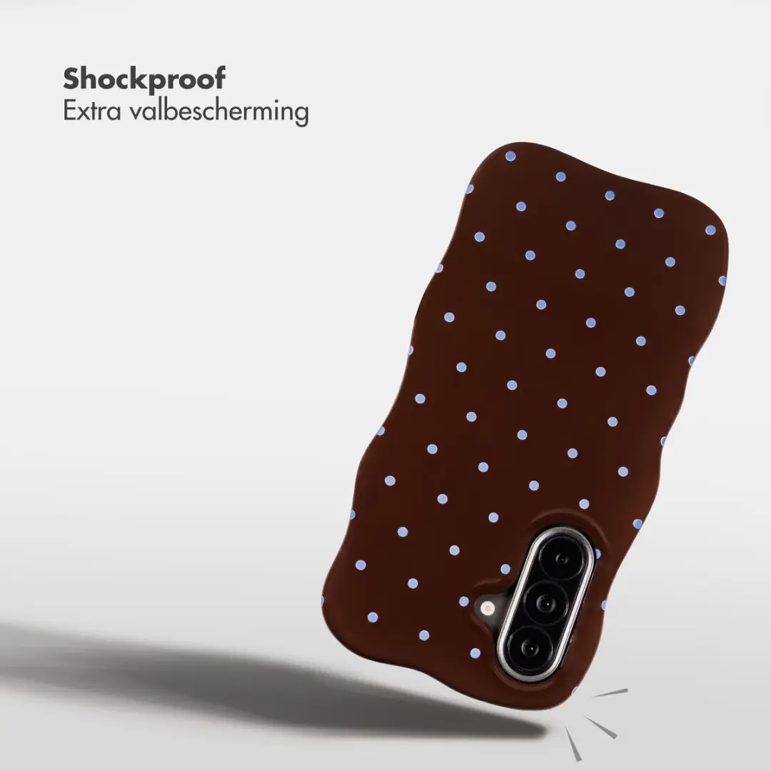 Selencia Wavy Backcover Hoesje Samsung Galaxy A57 - Chocolate