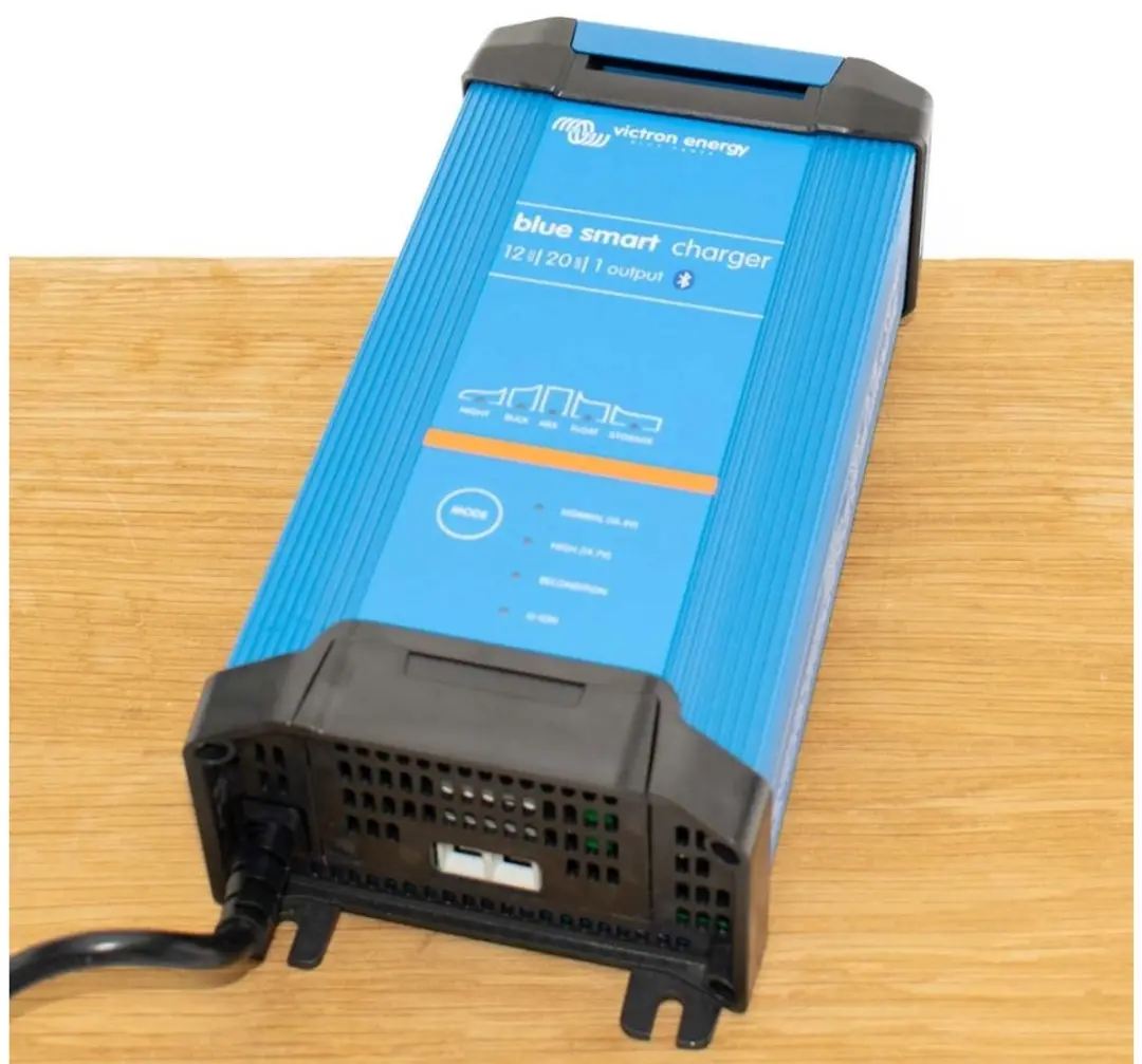 Victron Energy 12 volt 20ah acculader