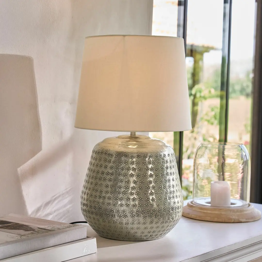 Loberon Blancos Tafellamp - 25W - Ø30cm - Zilverkleurig - afbeelding 2 van 4