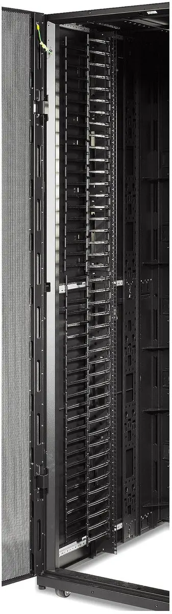 APC AR7585 Rechte Kabelgoot - Zwart