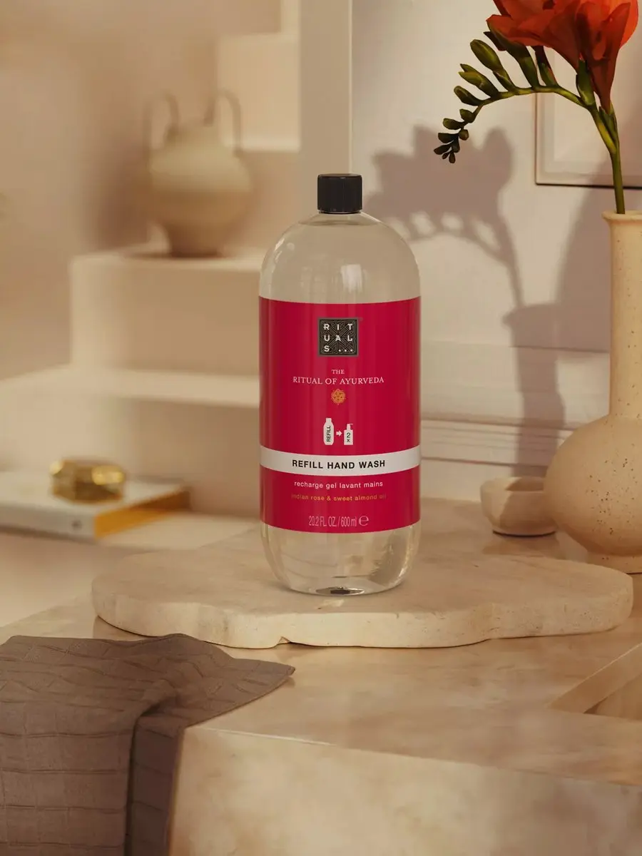 Rituals The Ritual of Ayurveda Handzeep Refill 600ml - afbeelding 2 van 2