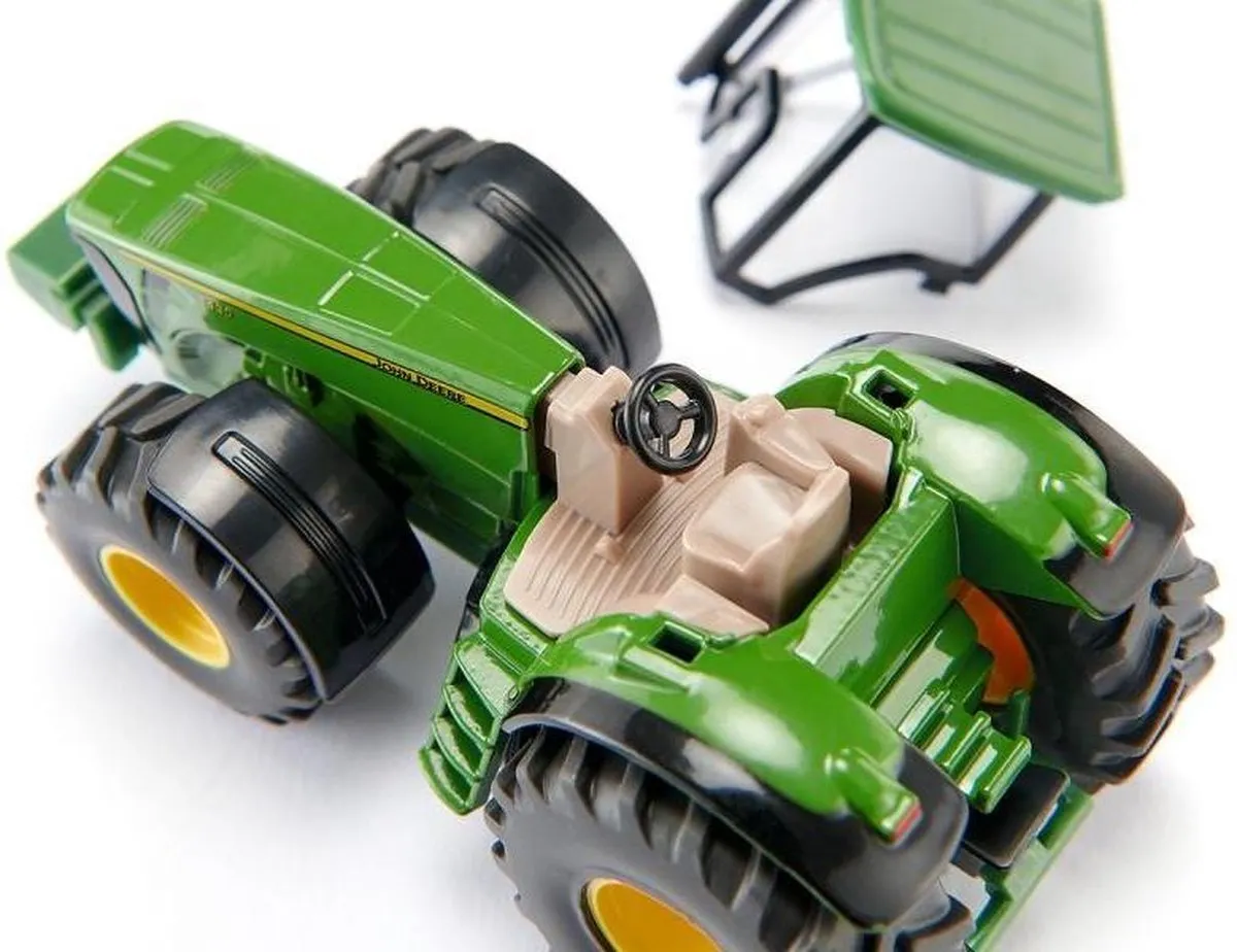 SIKU 1953 John Deere Tractor met Hanger 1:50 - Groen/Geel