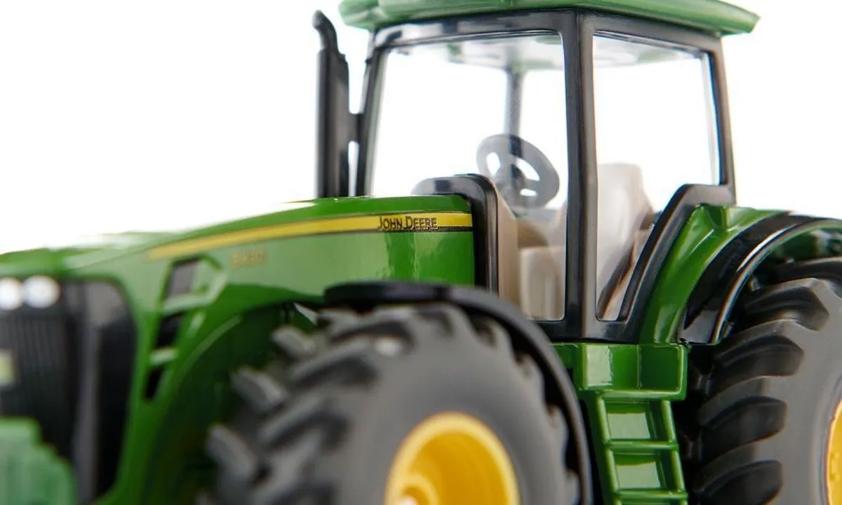 SIKU 1953 John Deere Tractor met Hanger 1:50 - Groen/Geel