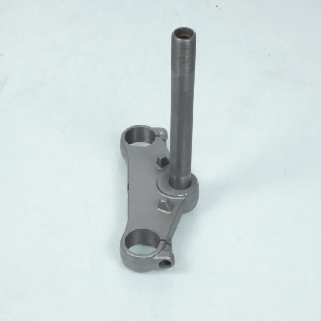 Té de fourche inférieur pour moto Rieju 125 MARATHON 0/000.660.6009 JY04 Neuf