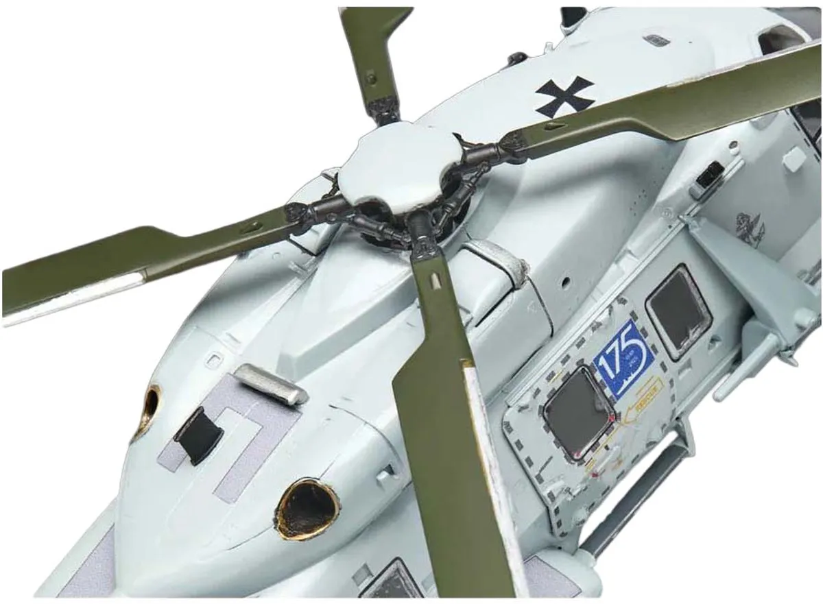 Revell NH90 NFH Navy Modelbouwpakket 1:72 - 159 Onderdelen - Multi