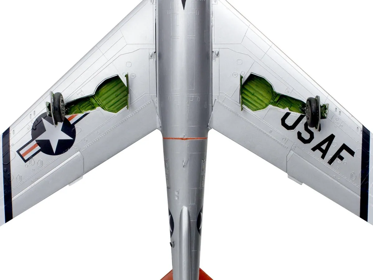 Revell 15996 F-84F Thunderstreak Modelbouwpakket - 1:48 - Multi