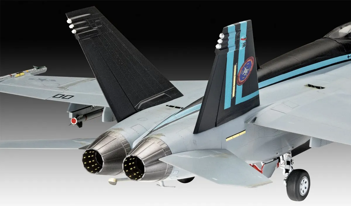 Revell 03864 F/A-18E Super Hornet Top Gun - Maverick Modelbouwpakket 1:48 - Multi