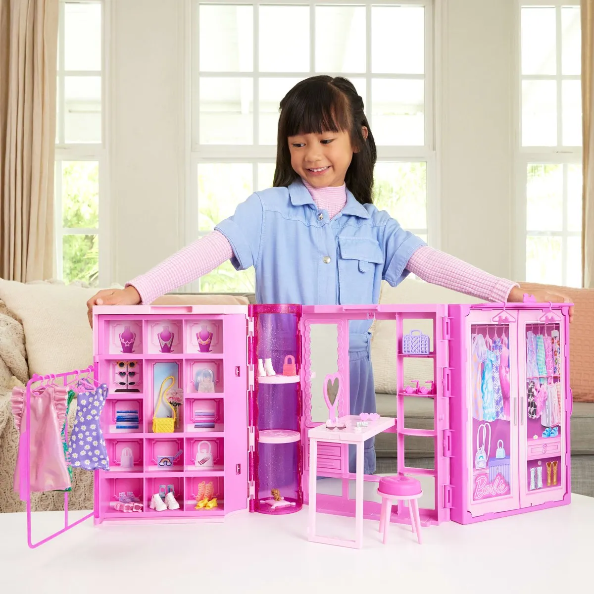 Barbie Super Kledingkast - Modepop met 25 Stuks - Roze Glitter