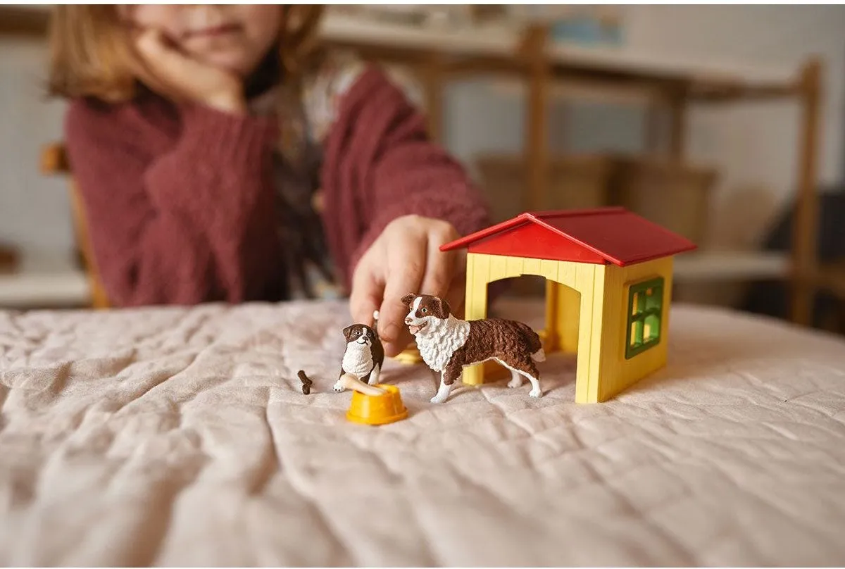 Schleich Farm World Hondenhok 42573 - Speelfigurenset