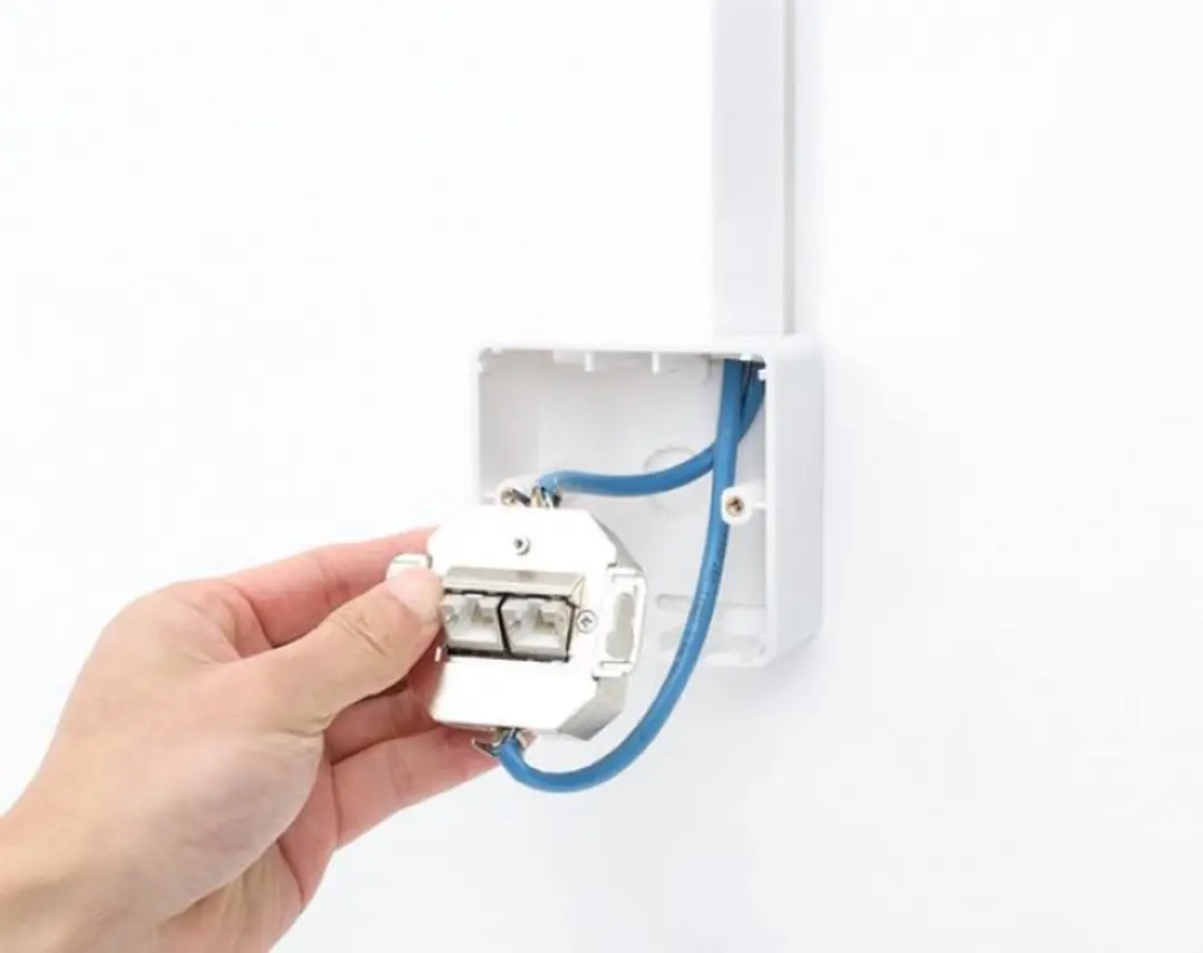 Manhattan Intellinet 2-Poorts Cat6 10G RJ45 Netwerkbus - Wit - afbeelding 4 van 6