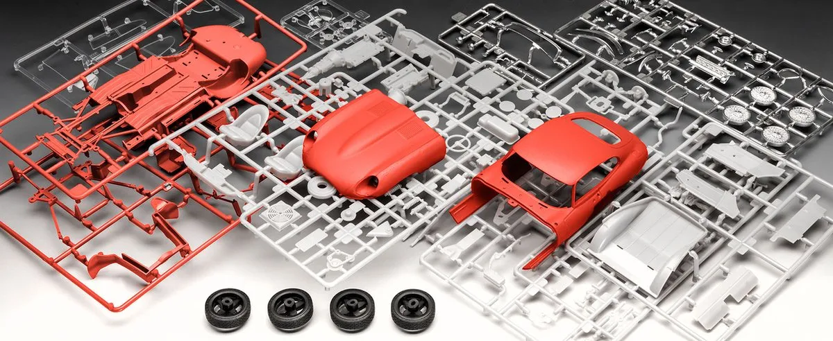 Revell 07668 Jaguar E-Type Coupé Modelbouwpakket 1:24 - Multi