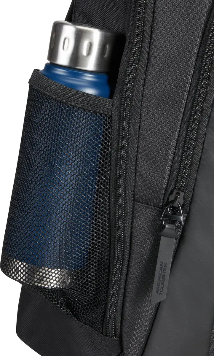 American Tourister Urban Groove UG12 Rugzak 21L - 15.6 inch Laptopvak - Zwart