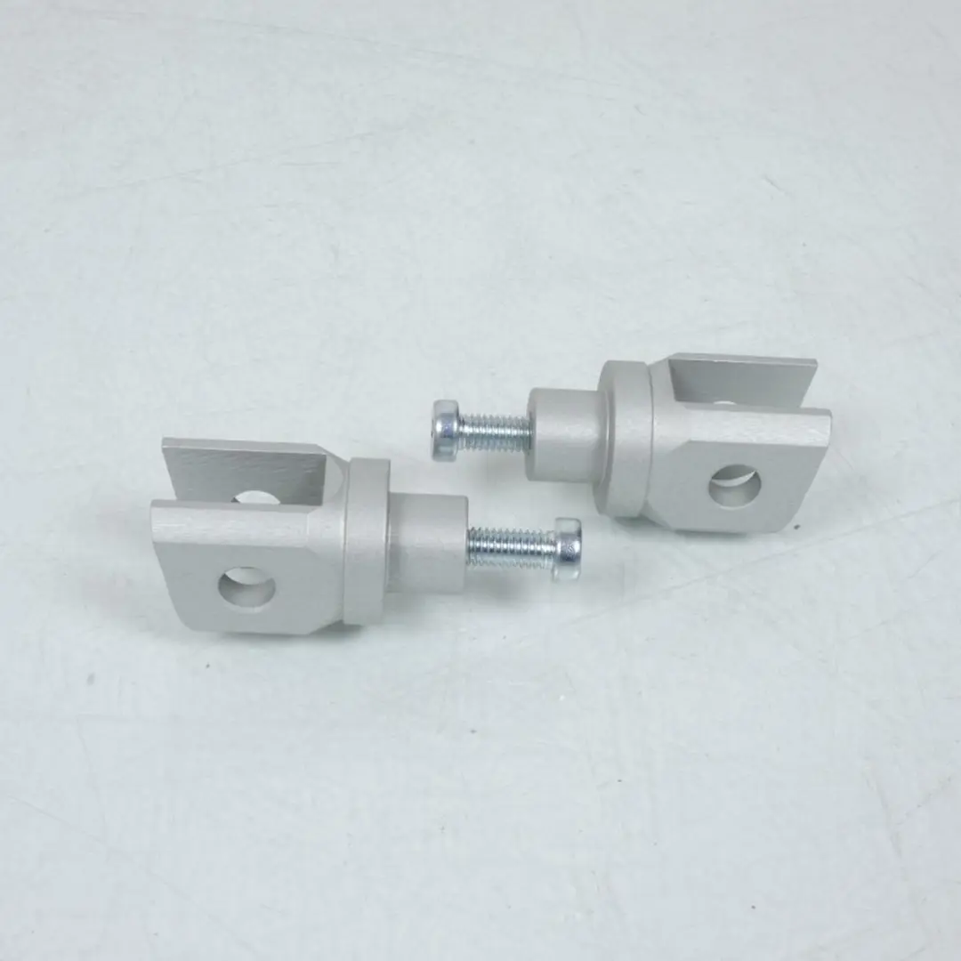 Paire Chape de repose pied AV Lightech pour moto Suzuki 600 Gsx-R FTP005SIL