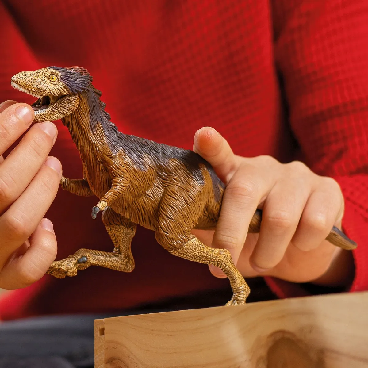 Schleich Moros Intrepidus Tyrannosaurus 15039 - Bruin