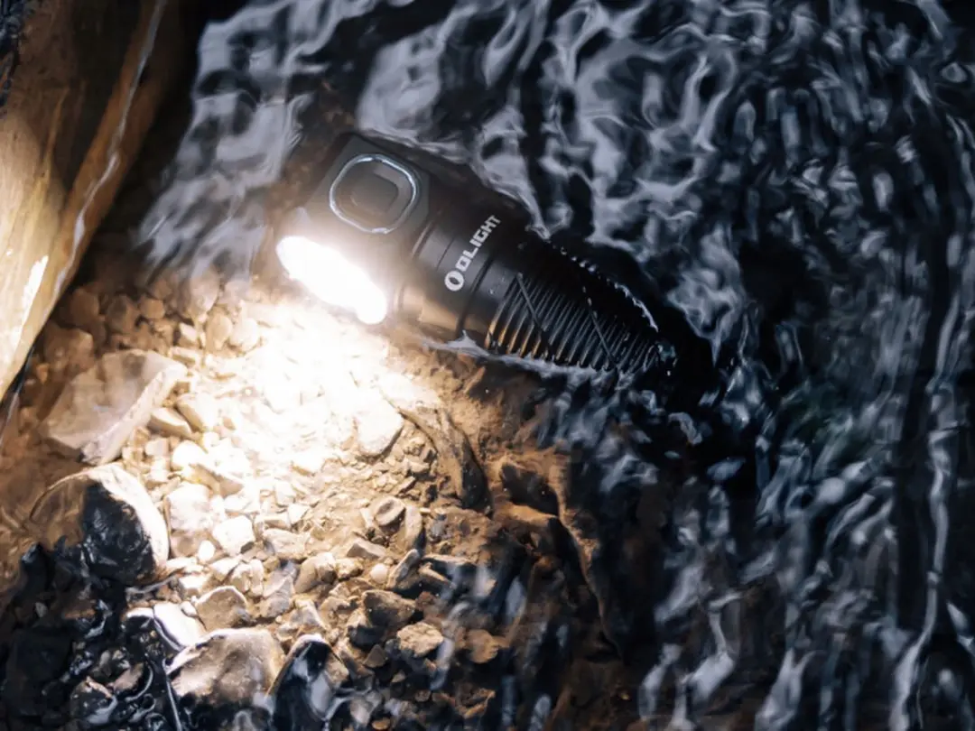 Olight Perun 3 Hoofdlamp - Zwart