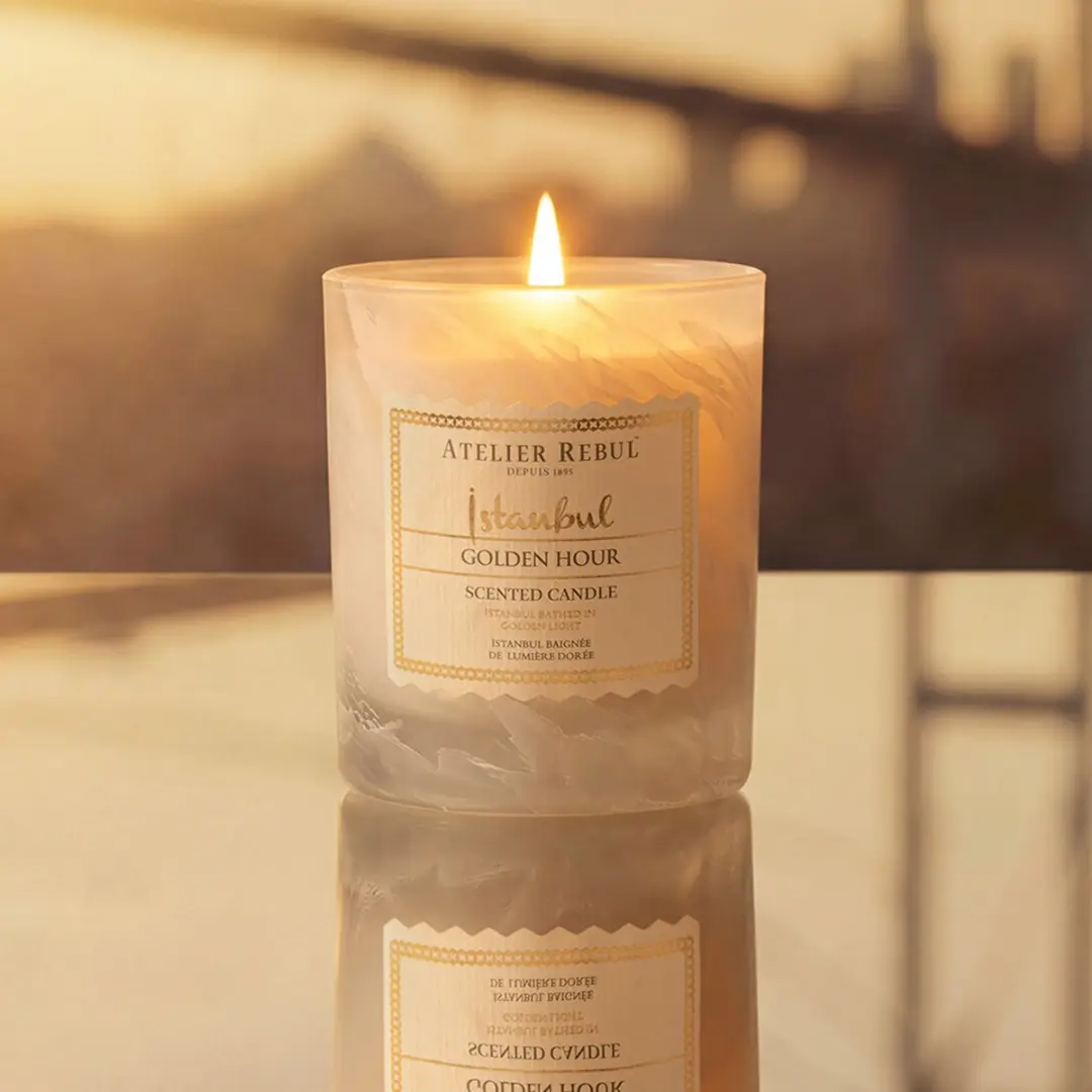 Atelier Rebul Istanbul Golden Hour Geurkaars - 210g - 45 Branduren - Marmer