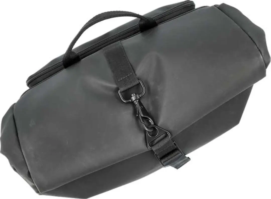New Looxs Nyborg Single Fietstas - 17L - 13 inch Laptopvak - Zwart - afbeelding 6 van 6