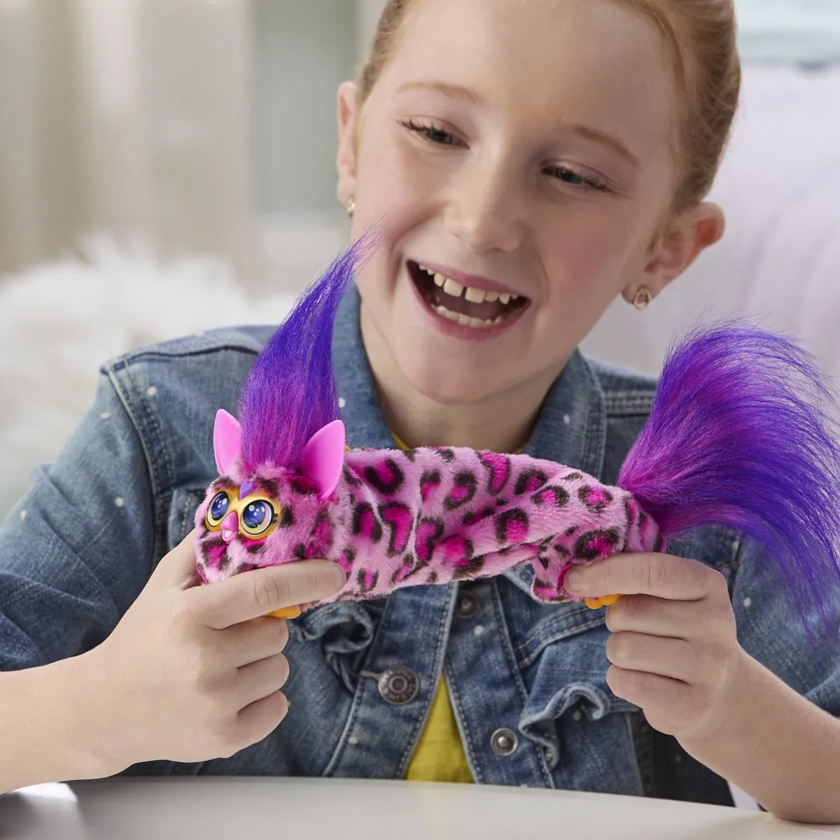 Hasbro Furby DJ Furblets Kitt-Ee-Luv - 3x AAA