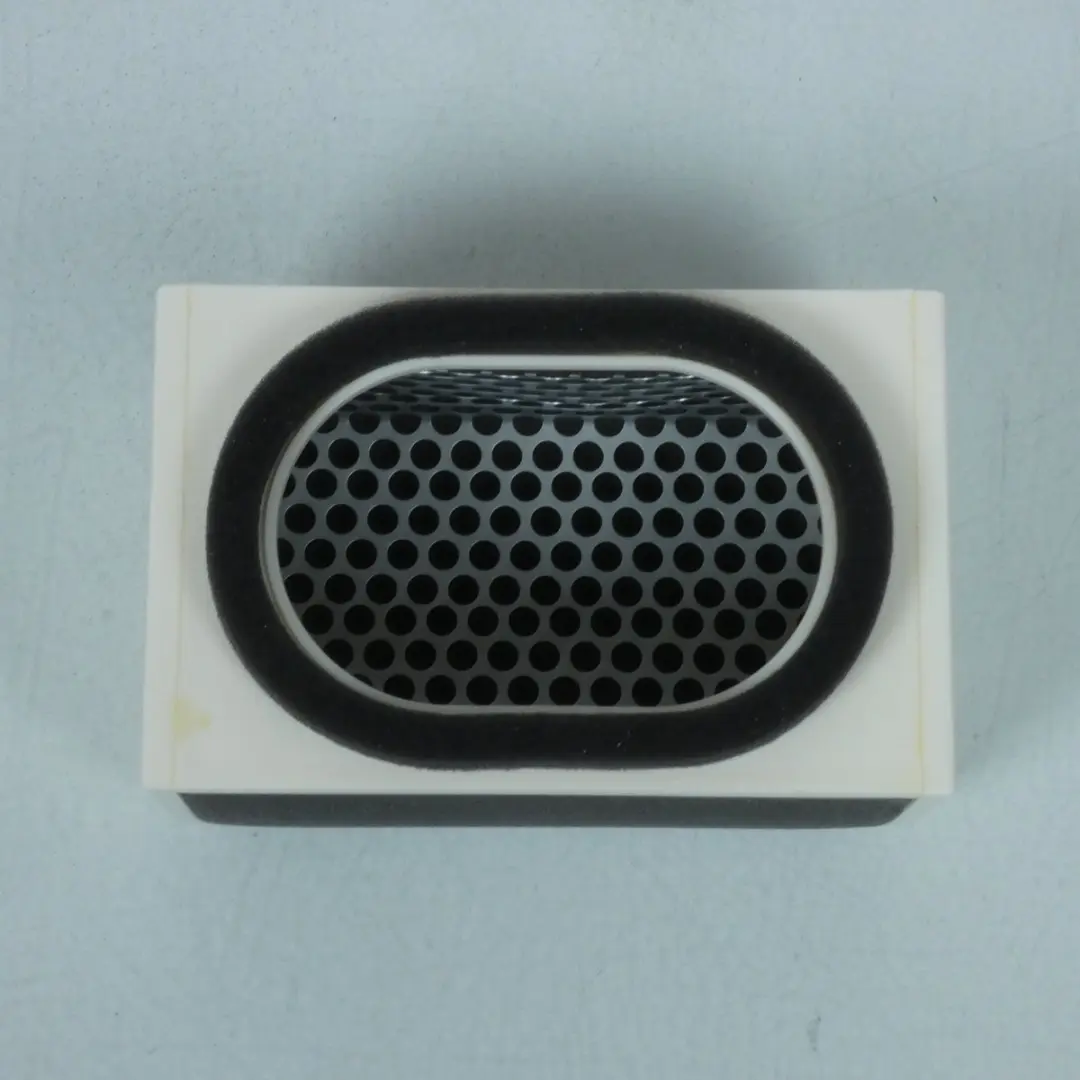 HifloFiltro Kawasaki HFA2703 Luchtfilter - Zwart