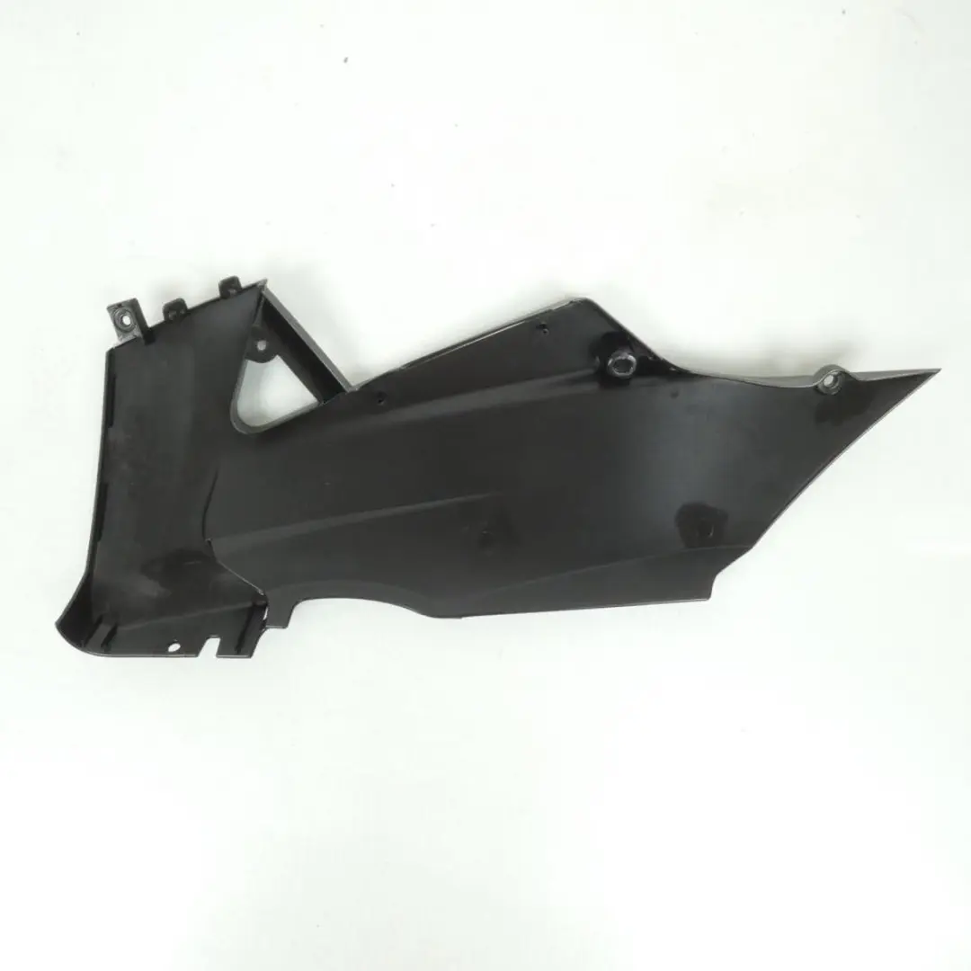 Sabot bas de caisse droit pour moto Aprilia 50 RS4 2011-16 89768800XN3 Noir Neuf