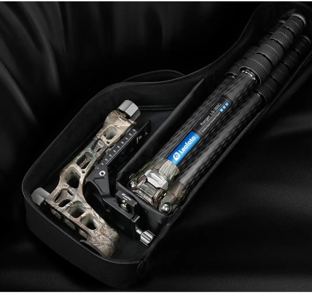 LeoFoto LS-365C Carbon Ranger Statief - PG-1 Schommelkop - Multicolor