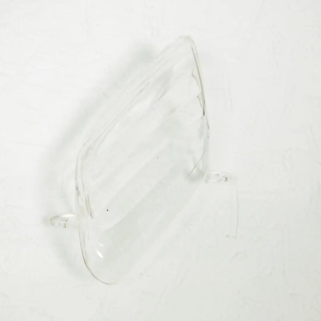 Cabochon de clignotant origine pour scooter Aprilia 50 SR AP8224660 Neuf