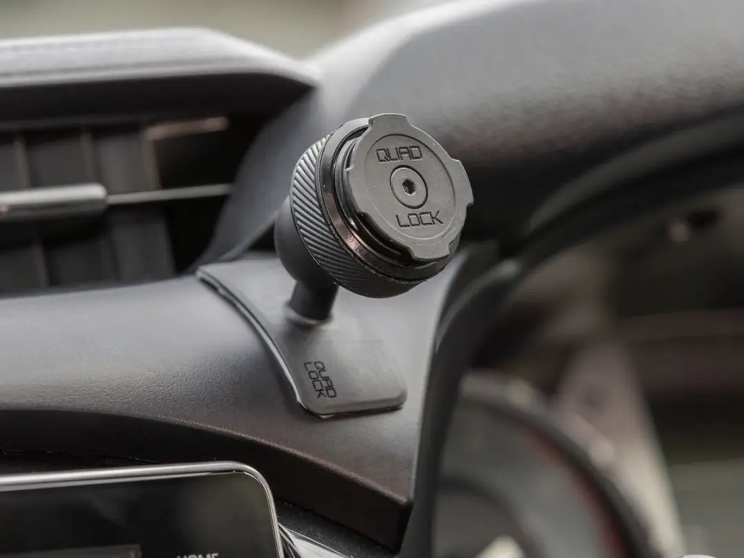 Quad Lock QL293 Dashboard Telefoonhouder - Black