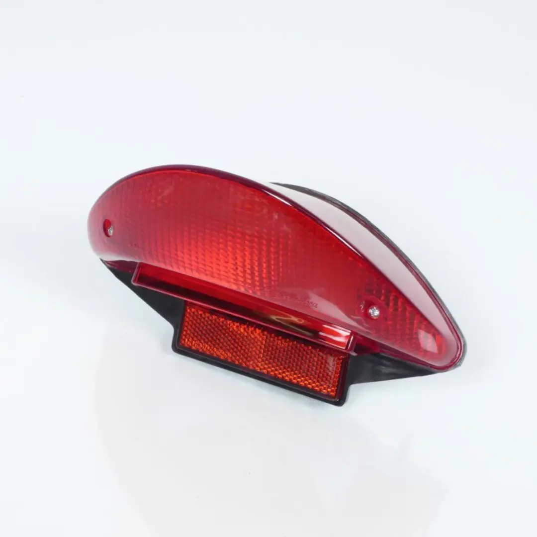 Feu arrière Vicma pour Scooter Chinois 50 Scoot Neuf