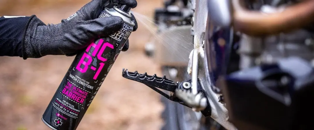 Muc-Off HCB-1 Anti-Roest Spray 400ml - Zwart - afbeelding 2 van 6