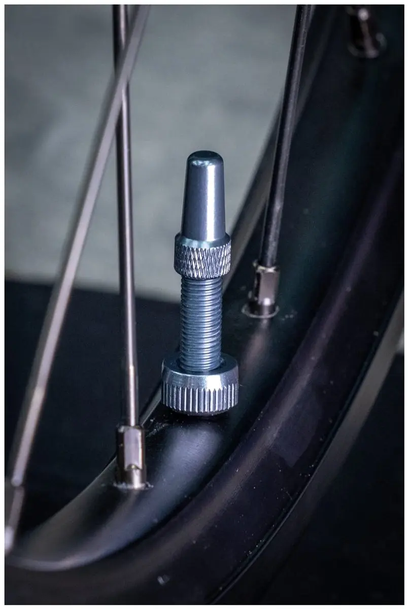 Muc-Off Tubeless Valve Set 44mm - Grijs - afbeelding 2 van 3