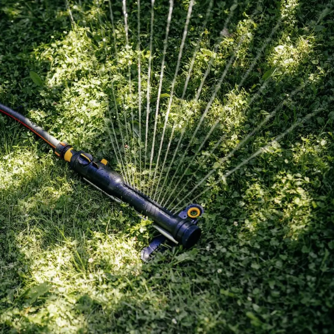 Fiskars Comfort M Zwenksproeier - Oscillerend - 285 m²