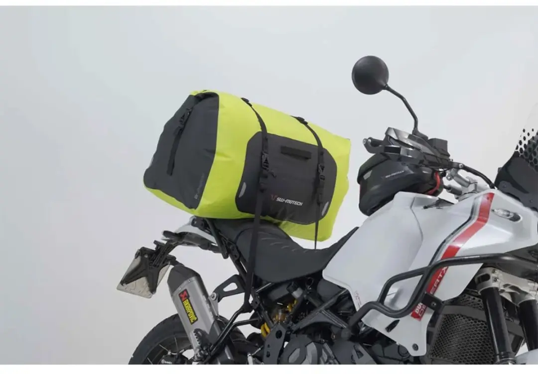 Sw-motech Drybag 600 Achtertas - Geel/Zwart - afbeelding 4 van 4