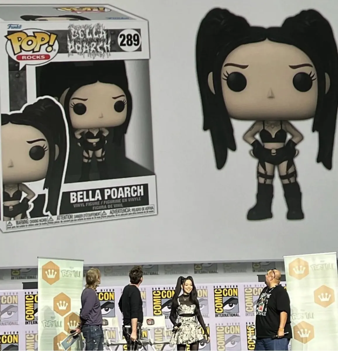 Funko Pop! Bella Poarch #289 - Zwart - afbeelding 2 van 3