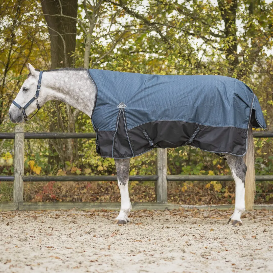 Halfdeken voor paard QHP Collection 150g