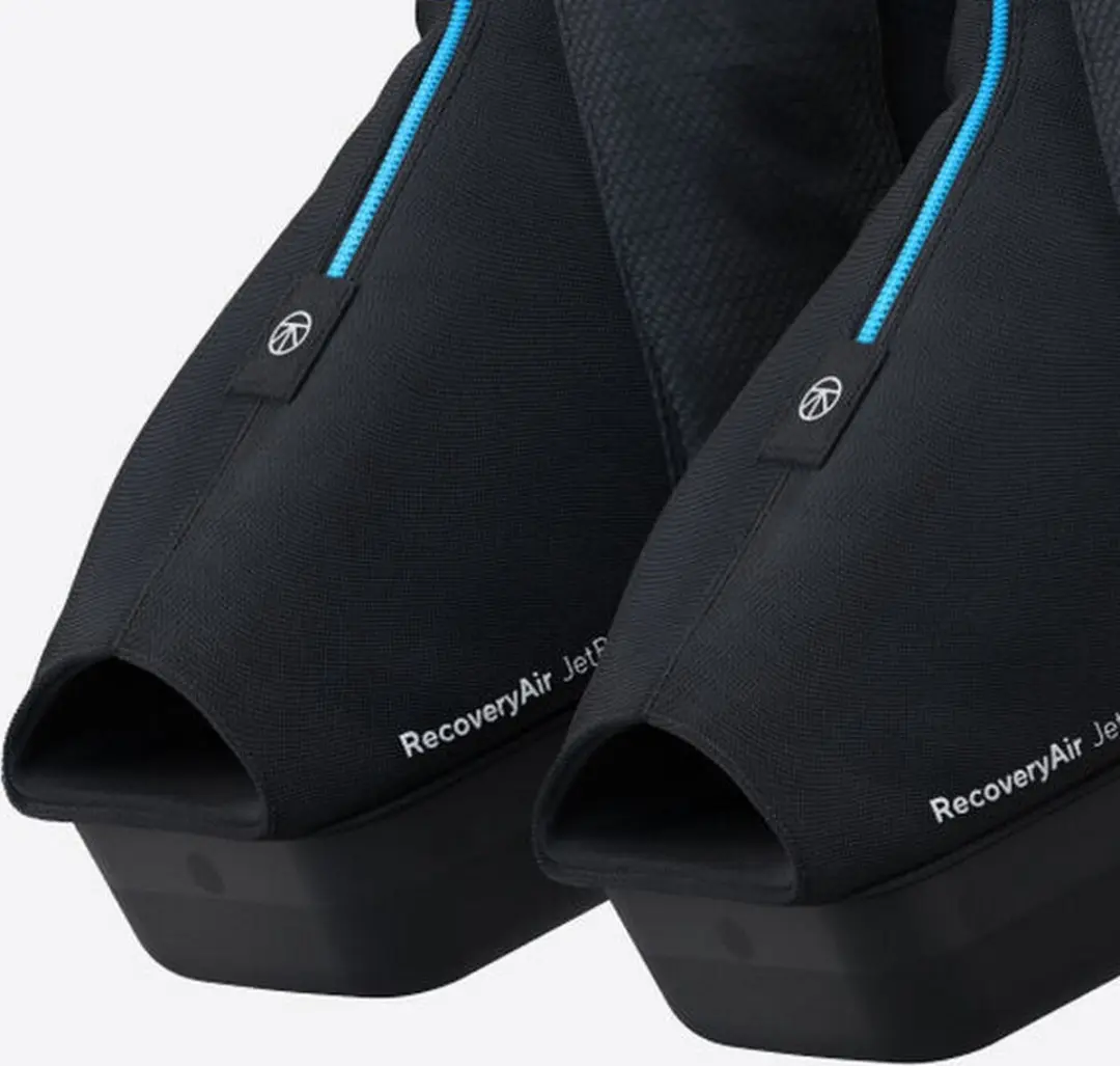 Therabody RecoveryAir JetBoots Compressiesysteem - Medium - Zwart