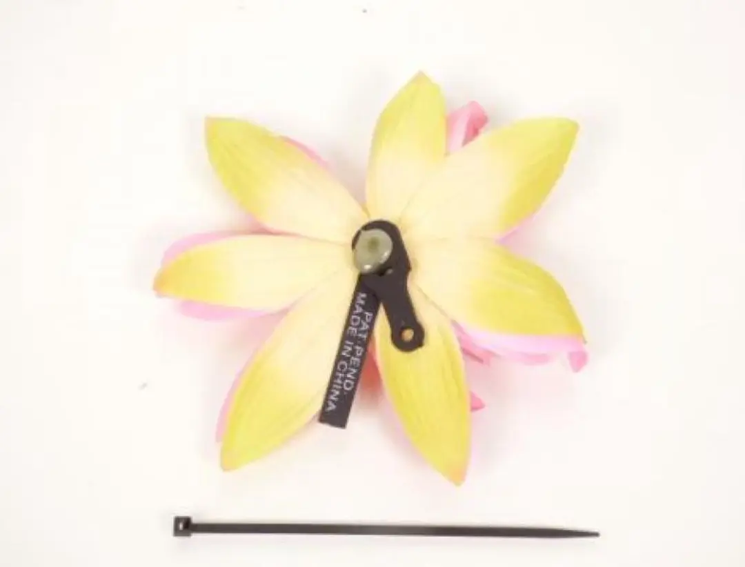 Décoration moto scooter fleur rose Tucano Urbano idée cadeau pour motard TU345