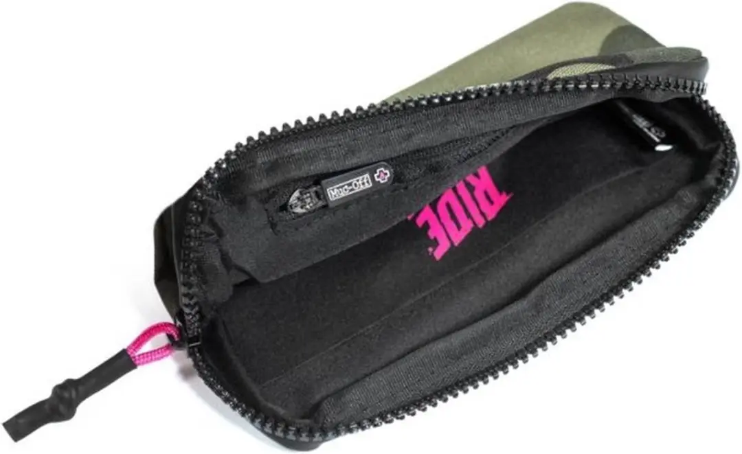 Muc-Off Essentials Case 17x9x2cm - Camouflage - afbeelding 4 van 5