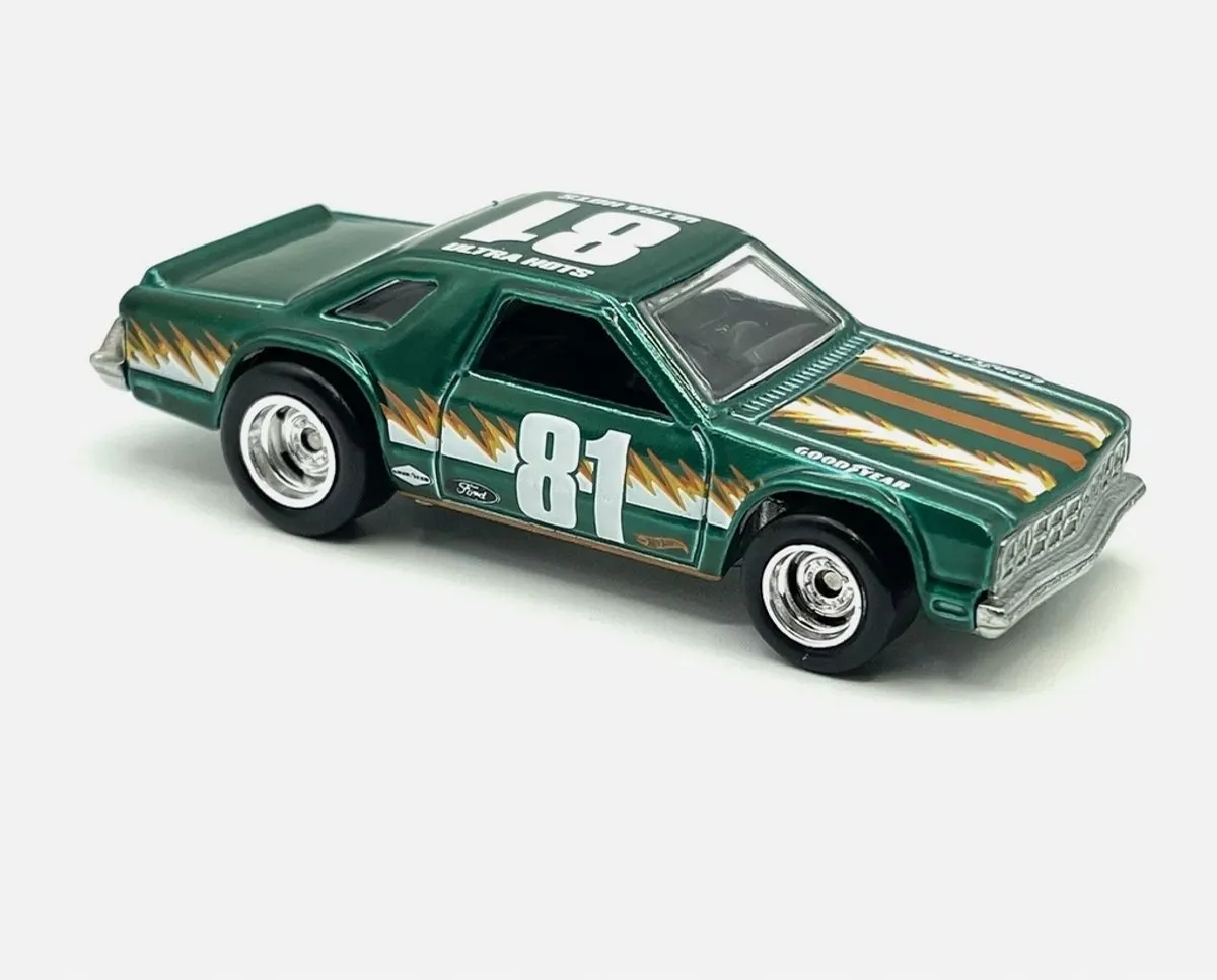 Mattel Hot Wheels Ultra Host '81 Ford Fairmont HDG52 - Groen