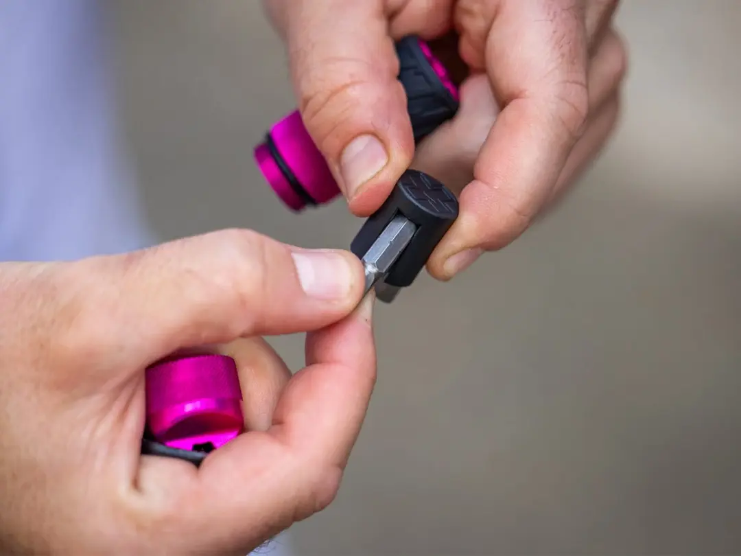 Muc-Off Drivetrain Tool - E-bike Aandrijflijn - Zwart/Roz - afbeelding 5 van 6