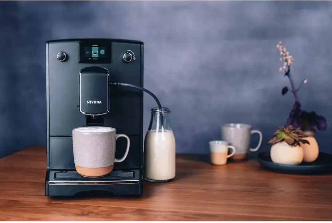 Nivona 690 Volautomatische Koffiemachine - 2 Kopjes - 2,2L - Zwart - afbeelding 3 van 6