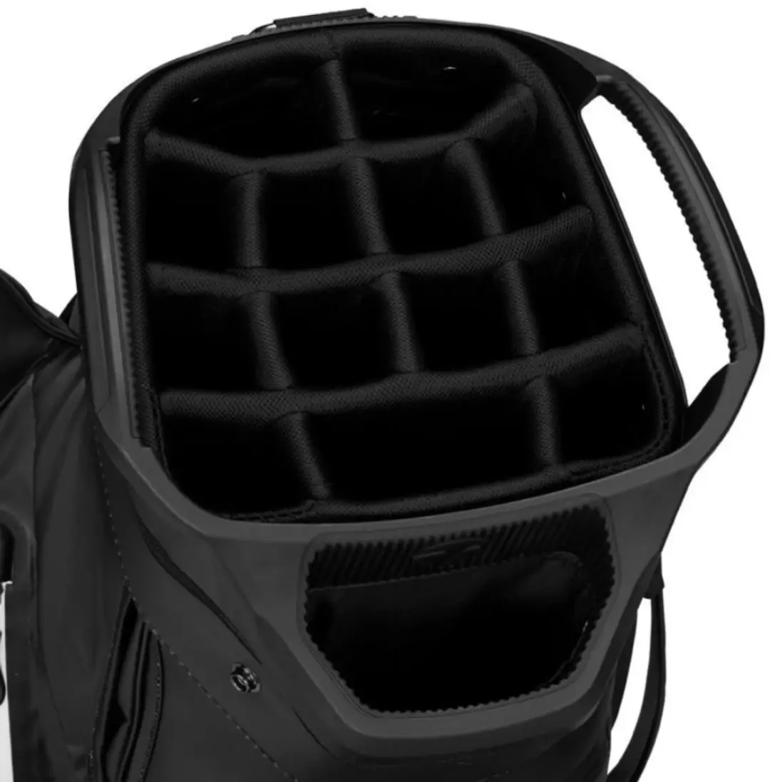 TaylorMade StormDry Waterproof Cartbag 2026