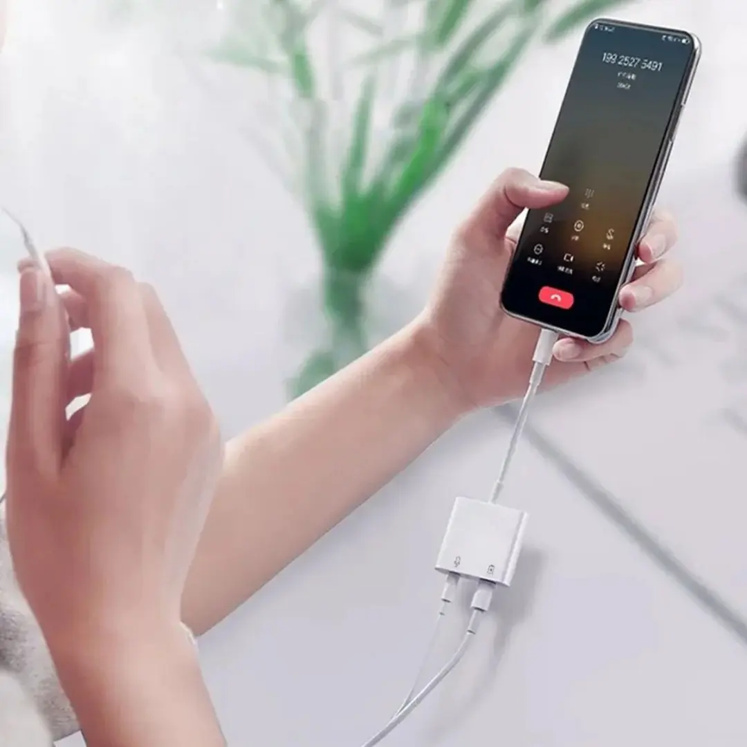 Selected Witte USB-C naar USB-C + Audio Jack Adapter 60W