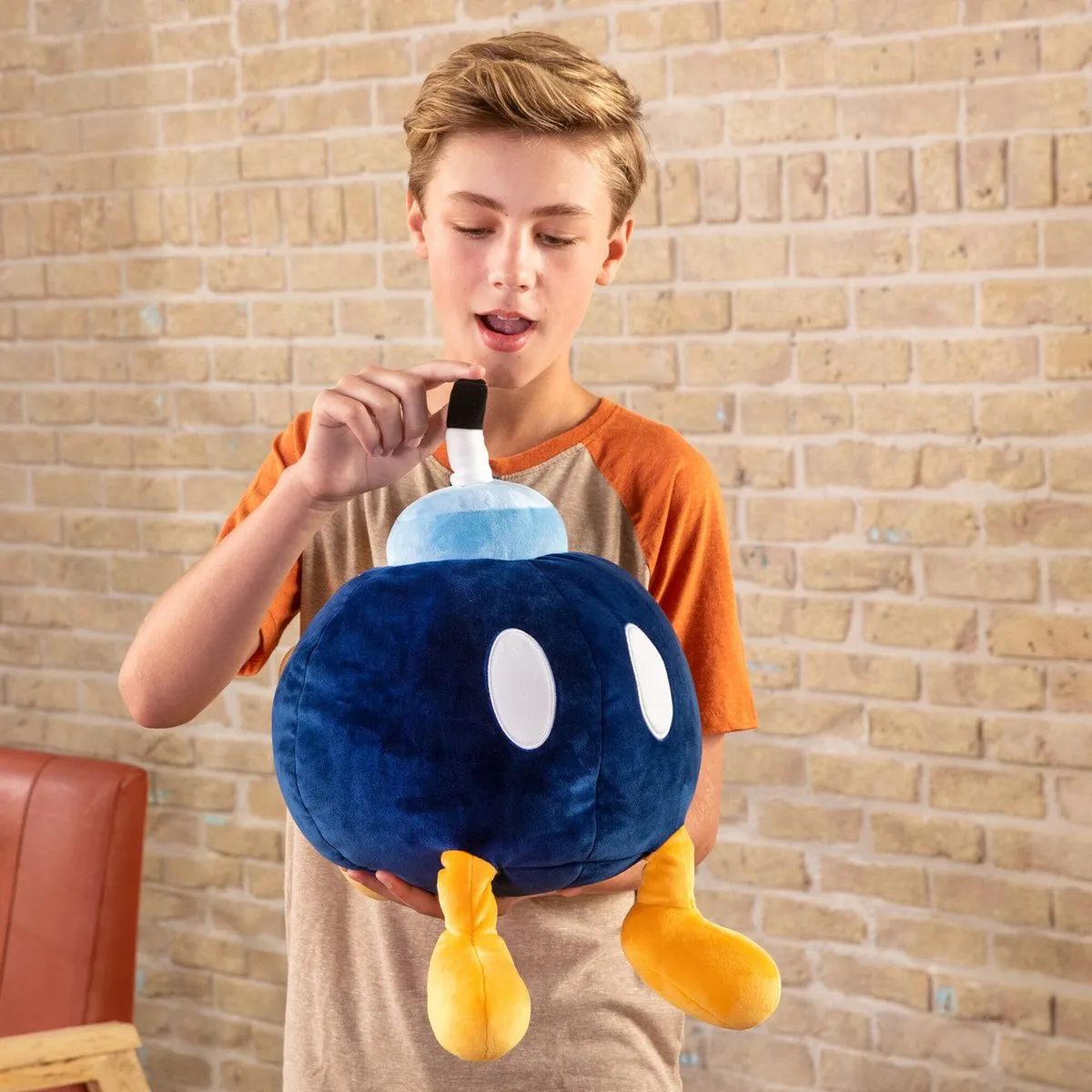 Tomy Super Mario MocchiMocchi Bob-omb Pluche - 38cm - Multicolor