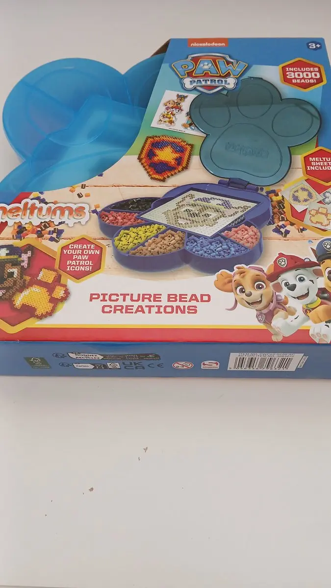 Paw patrol speelgoed strijkkralenset met verschillende sjablonen in leuke bewaar