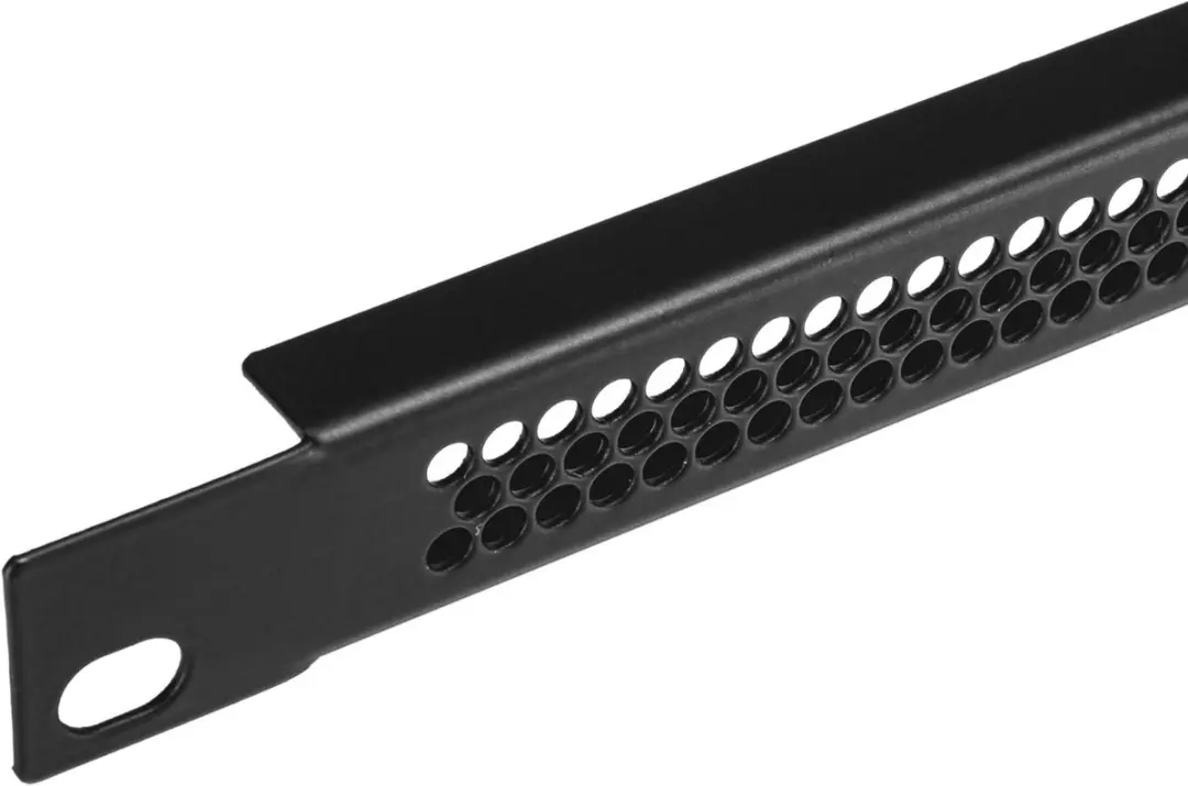 Adam Hall 872205VR 19" U-Rackblende 0,5HE