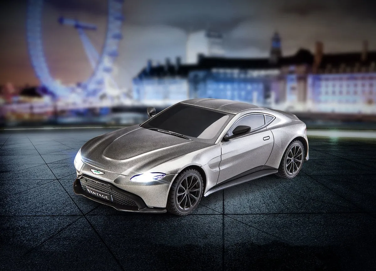 Revell 24658 RC Aston Martin Vantage 1:24 - Multi