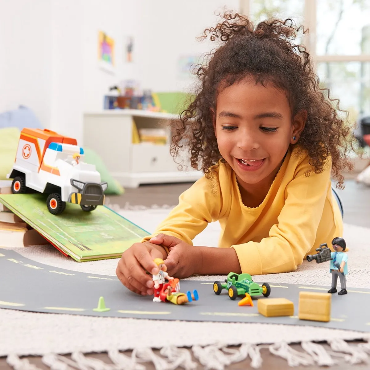 Playmobil Duck On Call Ambulance 70919 - Multicolor