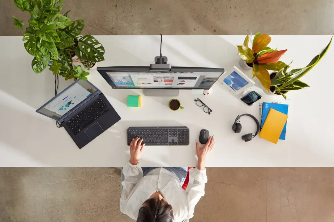 Logitech MX Keys for Business AZERTY ISO - Draadloos - Grafiet